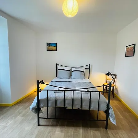 Le Faubourg * Saint-Jean-dʼAngély